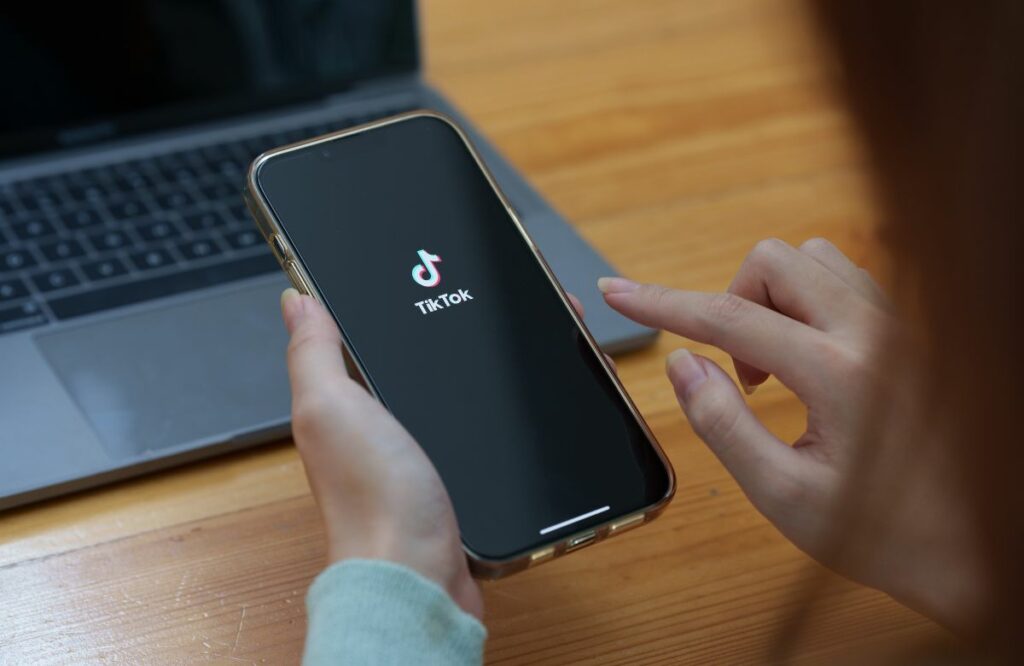 How To Remove Tiktok Watermark For Instagram? 2 How do I connect my TikTok 2022 to Instagram